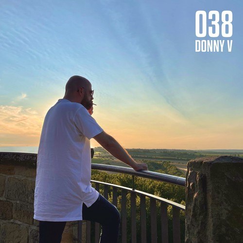 Donny V, P€GAM€N!$, DennyLicious, Azab Ata, G.Capella-038