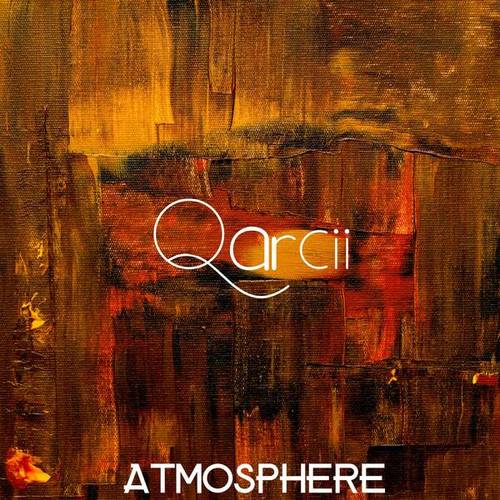 Qarcii-Atmosphere