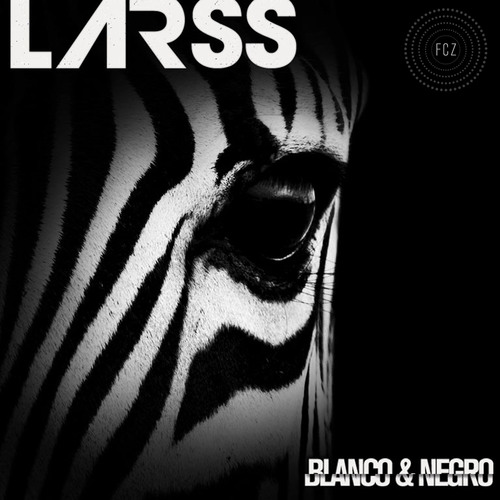Larss, Dandy Gioia, Trixxie (ARG)-Blanco y Negro