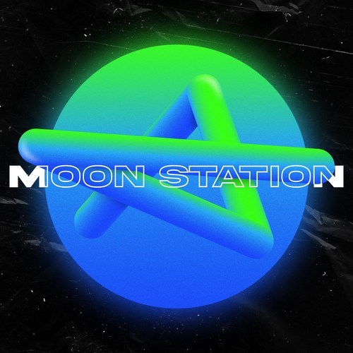 Declan Knapp-Moon Station