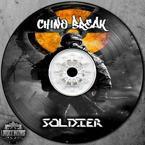 ChinoBreak-Soldier