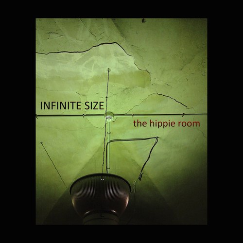 Infinite Size-The Hippie Room