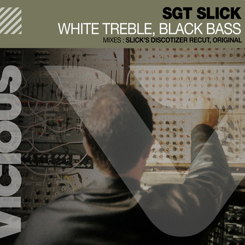 Sgt Slick-White Treble Black Bass